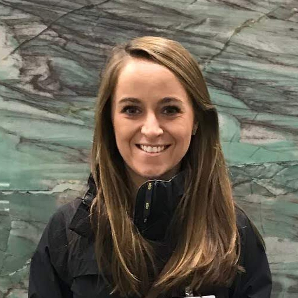 Meet your Posher, Caroline